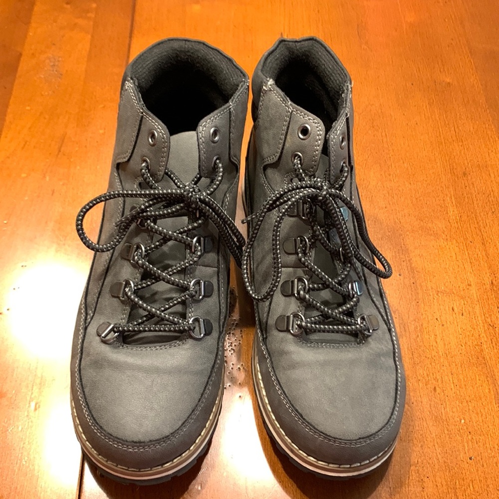 New boys boots